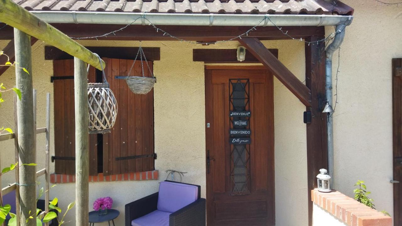 Le Cottage De Mae Seigy Dış mekan fotoğraf